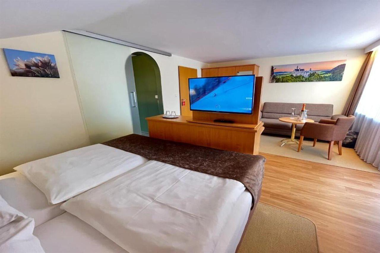 Hotel Garni Brunnthaler Garmisch-Partenkirchen Ngoại thất bức ảnh