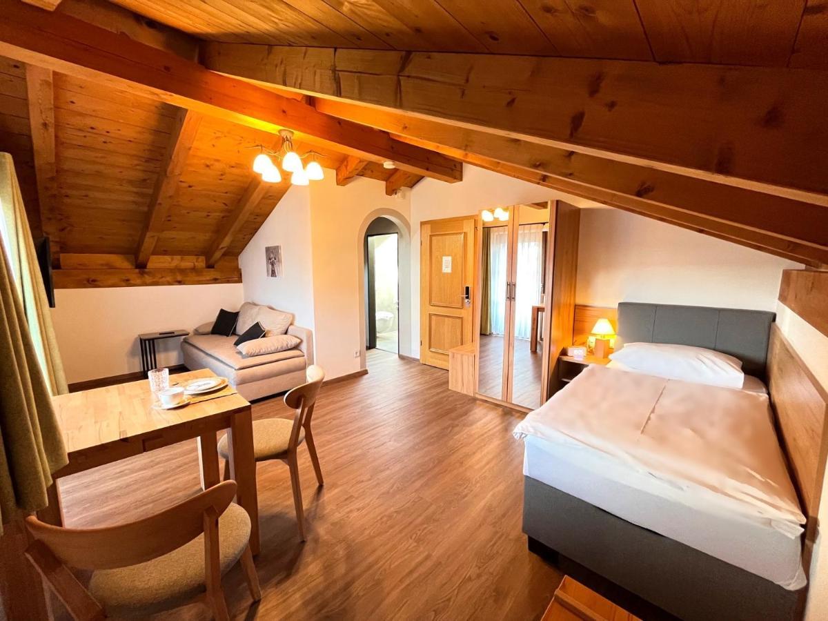 Hotel Garni Brunnthaler Garmisch-Partenkirchen Ngoại thất bức ảnh