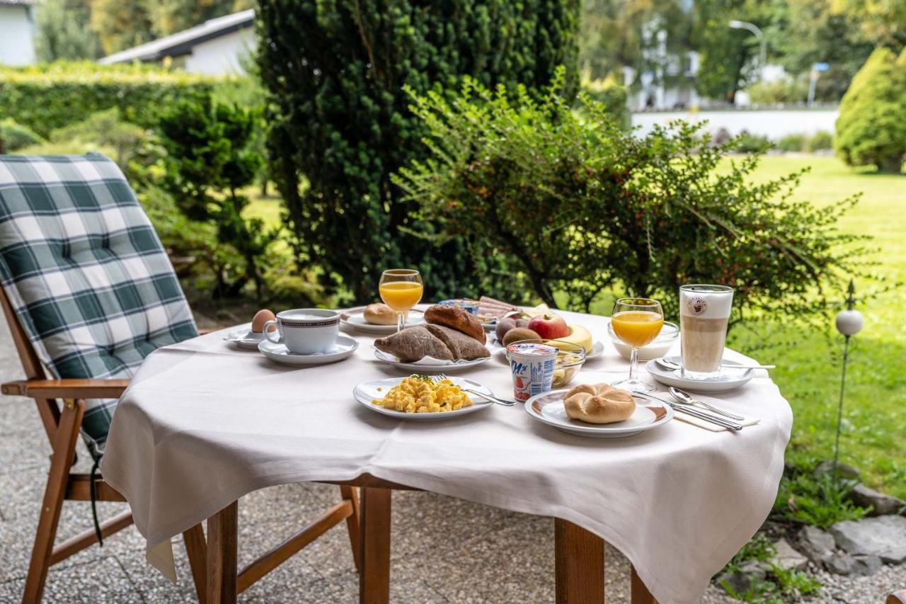 Hotel Garni Brunnthaler Garmisch-Partenkirchen Ngoại thất bức ảnh
