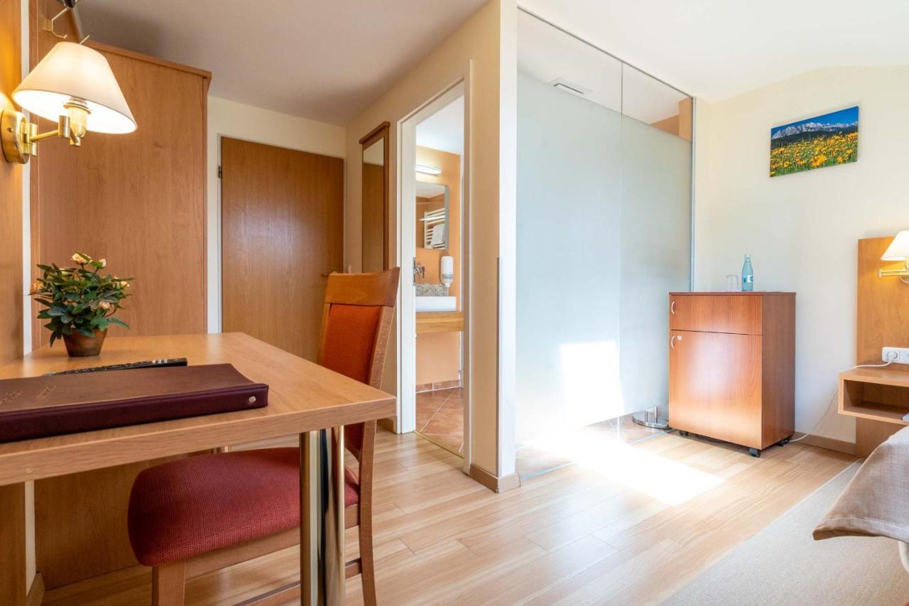 Hotel Garni Brunnthaler Garmisch-Partenkirchen Ngoại thất bức ảnh