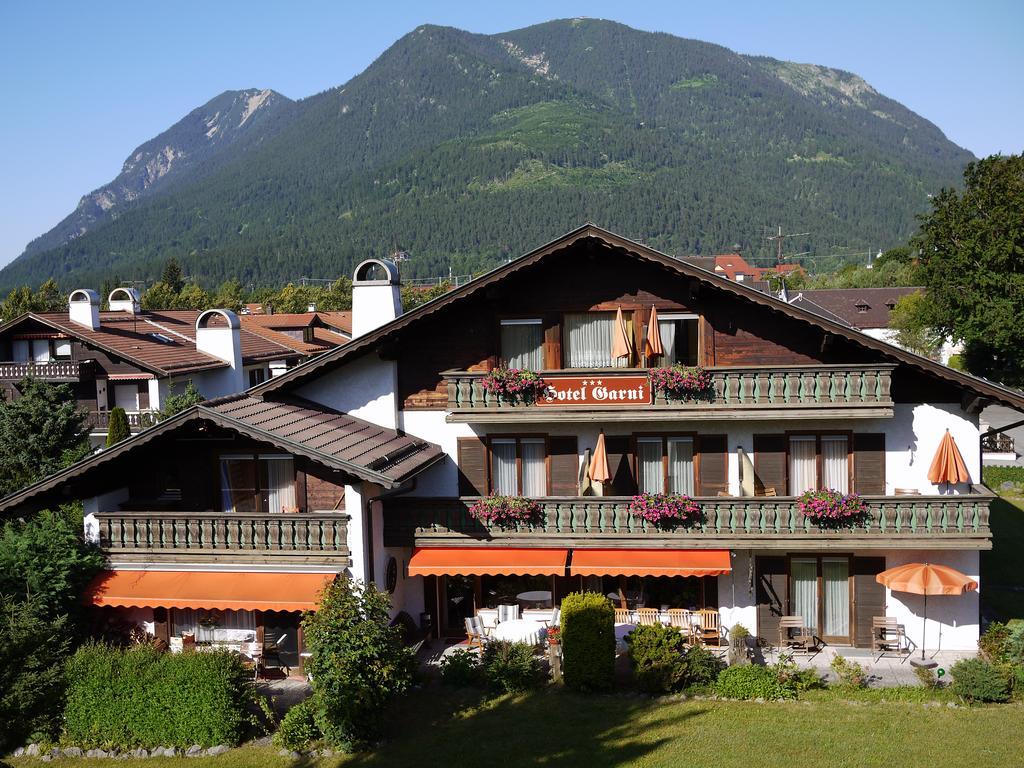 Hotel Garni Brunnthaler Garmisch-Partenkirchen Ngoại thất bức ảnh